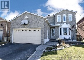 65 Dakin Dr in Ajax, ON - Building Photo