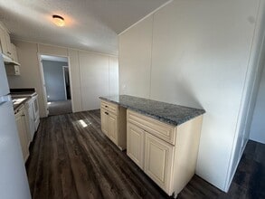 11924 Springbrook Ct in Romeo, MI - Foto de edificio - Building Photo