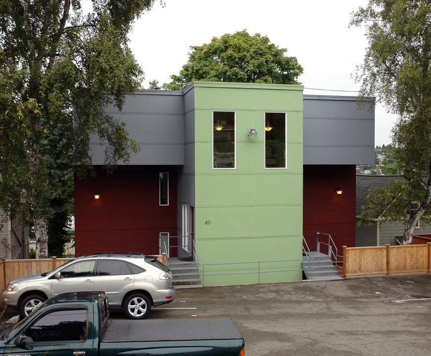 North Queen Anne 8 in Seattle, WA - Building Photo