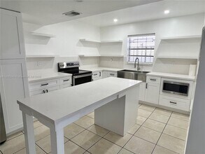 6241 SW 138th Ct in Miami, FL - Building Photo - Building Photo