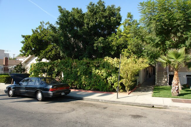445 Palm Dr in Glendale, CA - Foto de edificio - Building Photo