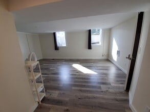 3556 SE 60th Ave, Unit 3556SE60thB in Portland, OR - Foto de edificio - Building Photo