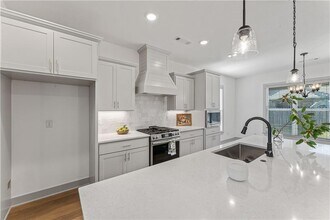 3206 SW Rosemont Ave in Bentonville, AR - Building Photo - Building Photo