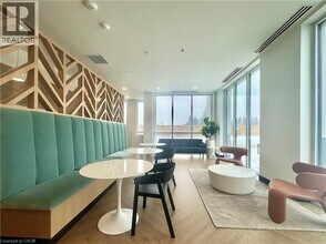 1333 Weber St E in Kitchener, ON - Building Photo - Building Photo