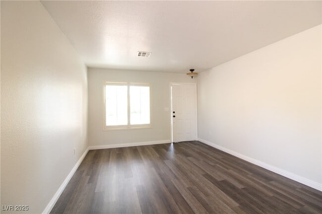 property at 301 Laguna Glen Dr