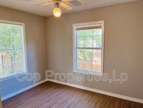 1807 Gorman in San Antonio, TX - Building Photo - Building Photo