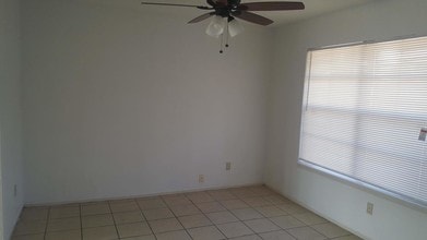10109 Kirwood St in El Paso, TX - Building Photo - Building Photo
