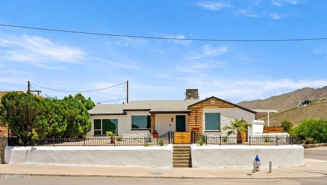 property at 721 Mesita Dr