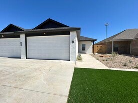 7008 40th St in Lubbock, TX - Building Photo