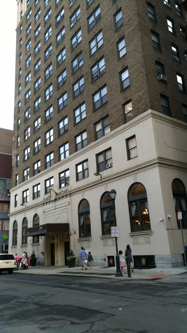 property at 1324 Locust St