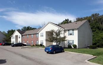 Collier Park Condominiums in Grove City, OH - Building Photo - Building Photo