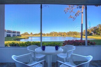 7271 W Country Club Dr N in Sarasota, FL - Building Photo - Building Photo