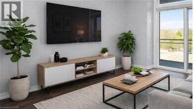 457 Plains Rd E in Burlington, ON - Building Photo - Building Photo