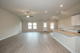 608 Cypress Arbor in Seguin, TX - Building Photo - Building Photo