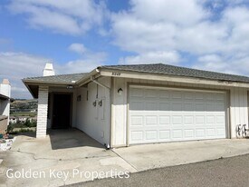 31342 Club Vista Ln in Bonsall, CA - Building Photo