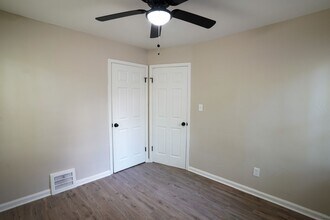 This beautifully updated 3-bedroom, 1-bath in Detroit, MI - Building Photo - Building Photo