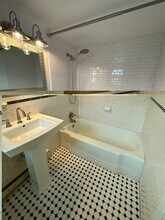 3064 N Speer Blvd, Unit B in Denver, CO - Building Photo - Building Photo