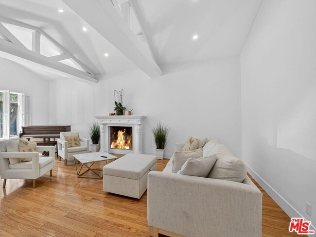 property at 352 S Wetherly Dr