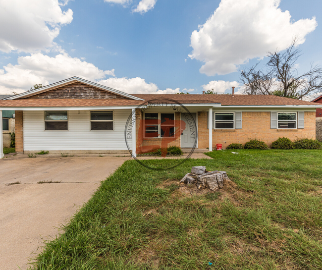 505 Cherokee St in Elm Mott, TX - Building Photo - Building Photo