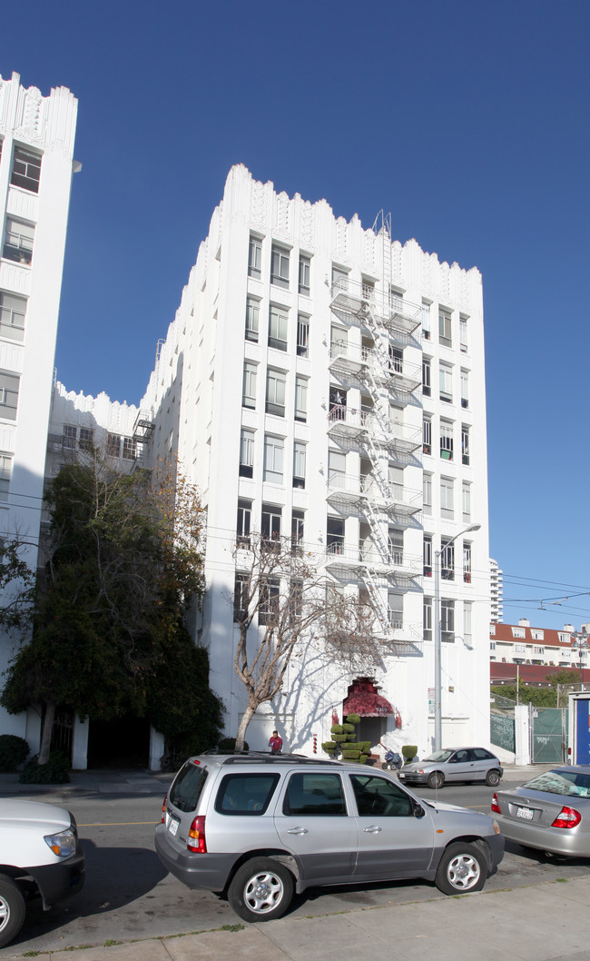 1080 Eddy Street Apartments in San Francisco, CA - Foto de edificio - Building Photo