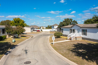 Stonebridge in San Antonio, TX - Building Photo - Building Photo