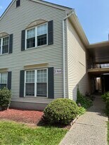 31 Moore Ln, Unit 11 in Washingtonville, NY - Building Photo