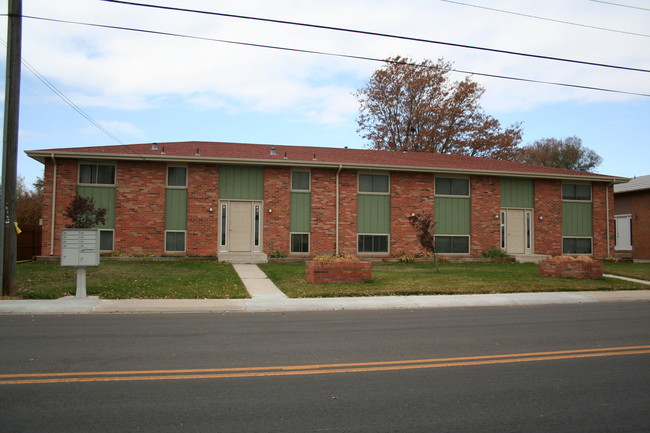 The Inn Between of Longmont in Longmont, CO - Building Photo - Building Photo