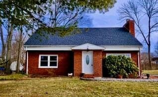 property at 74 Lakeshore Dr E