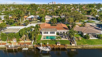 2207 NE 16th Ave in Wilton Manors, FL - Building Photo - Building Photo