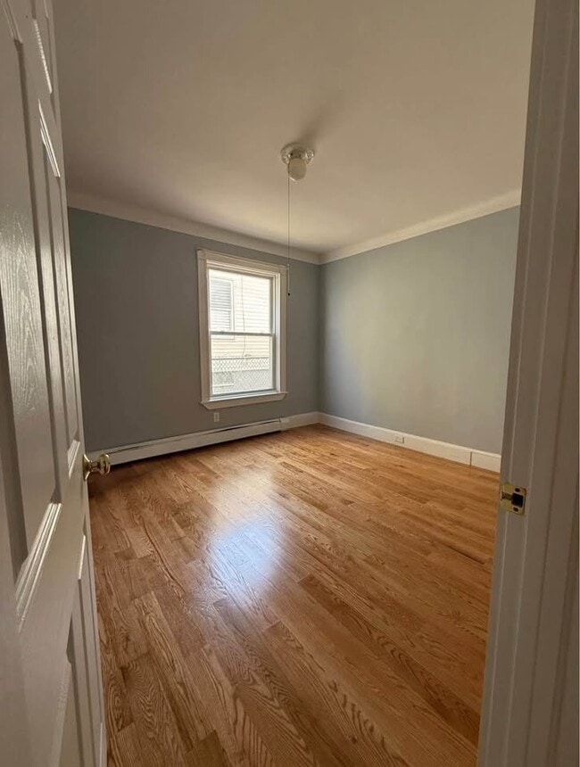 24 Home St