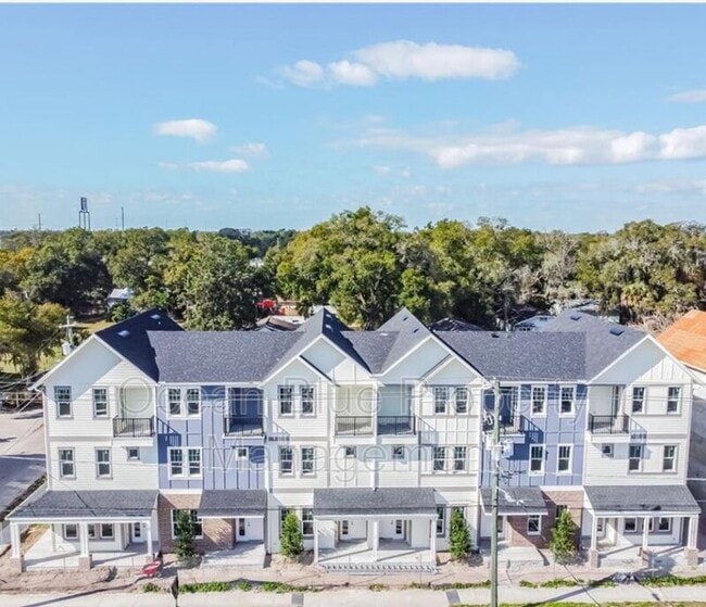 property at 4140 N Nebraska Ave