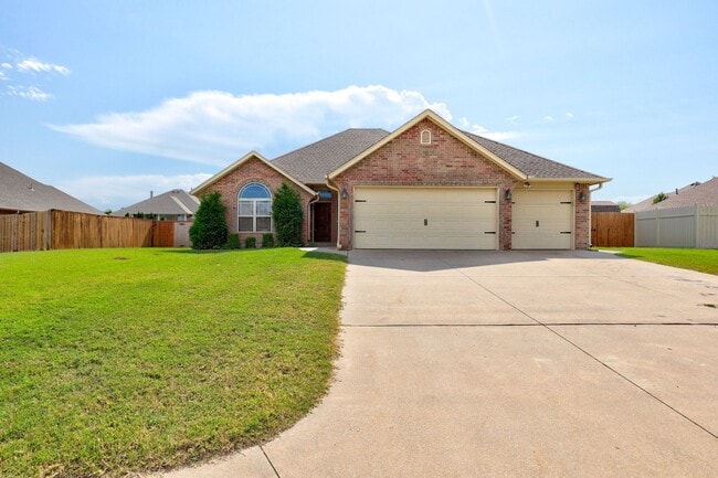 15166 Fox Hollow Rd in Choctaw, OK - Building Photo - Building Photo