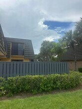 1014 10th Way in West Palm Beach, FL - Building Photo - Building Photo