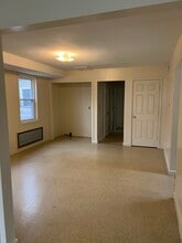 64 Spring St in Keene, NH - Foto de edificio - Building Photo