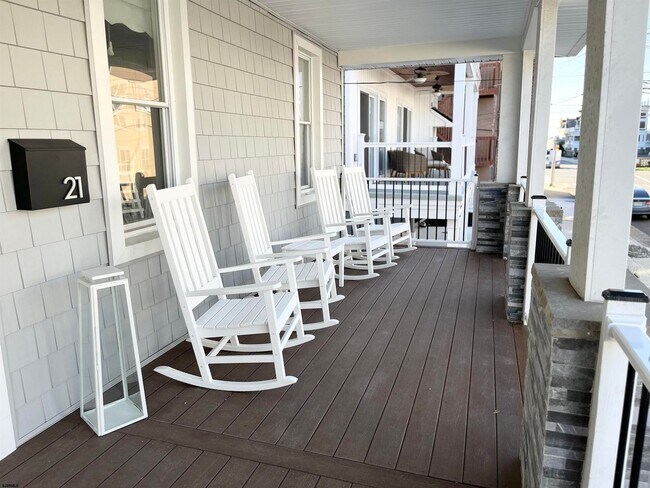 21 S Vassar Square in Ventnor City, NJ - Building Photo - Building Photo