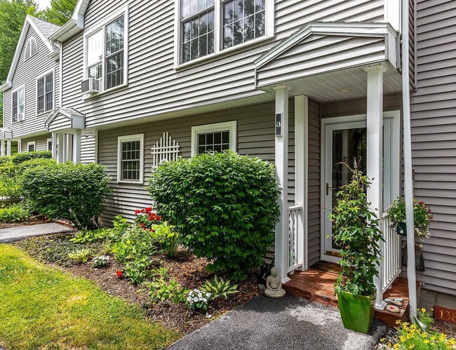 property at 138 Riverside Townhouses Rd