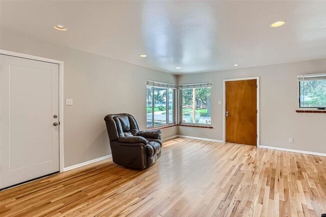 3226 S Holly St in Denver, CO - Building Photo - Building Photo
