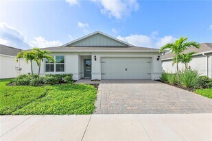 42392 Cascade Dr, Unit 5L in Punta Gorda, FL - Building Photo