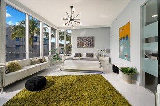 2100 Park Ave, Unit 210 in Miami Beach, FL - Building Photo - Building Photo