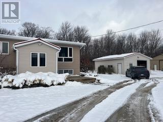 587317 A Side Rd in Blue Mountains, ON - Building Photo - Building Photo