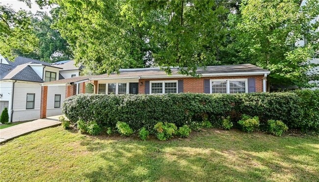 2454 Drew Valley Rd NE in Atlanta, GA - Building Photo - Building Photo