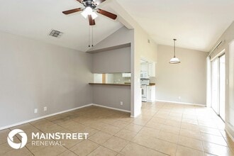 8807 Glen Shadow Dr in San Antonio, TX - Building Photo - Building Photo