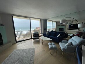 5015 Santa Cruz Ave in San Diego, CA - Foto de edificio - Building Photo