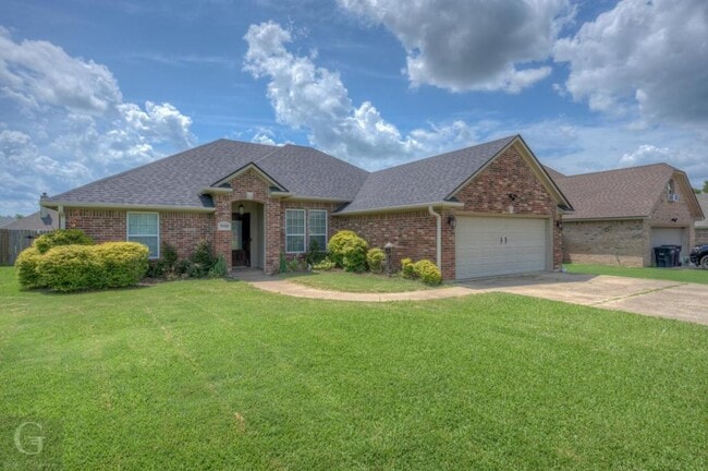 property at 3910 Le Brooke Ln