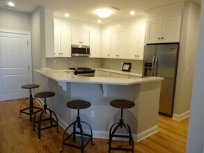 2 Inwood Dr in Woburn, MA - Building Photo - Building Photo