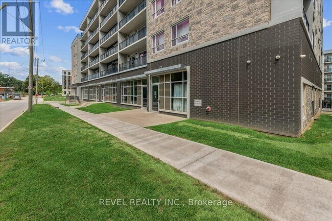 property at 275-F275 Larch St