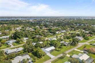 1996 SW Stratford Way in Palm City, FL - Building Photo - Building Photo