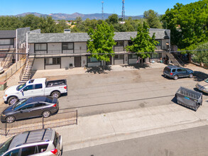 120 Masonic Ave in Redding, CA - Building Photo - Building Photo