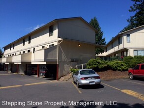901 SE Ford St in McMinnville, OR - Building Photo - Building Photo