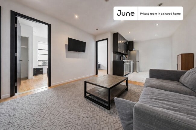 Room in Shared 6 bed/2 bath home in New York, NY - Foto de edificio - Building Photo